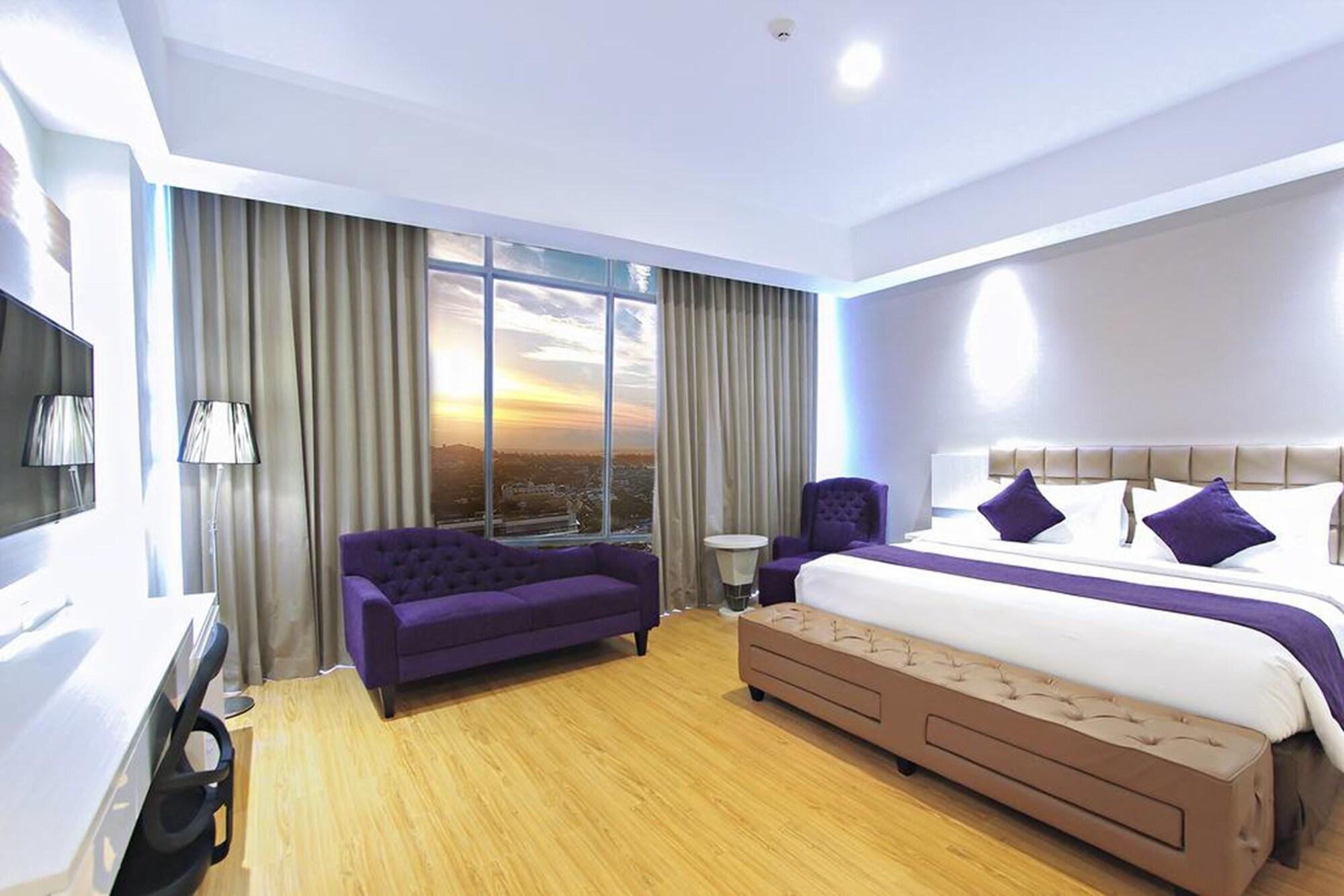 Platinum Hotel & Convention Hall Balikpapan Екстериор снимка